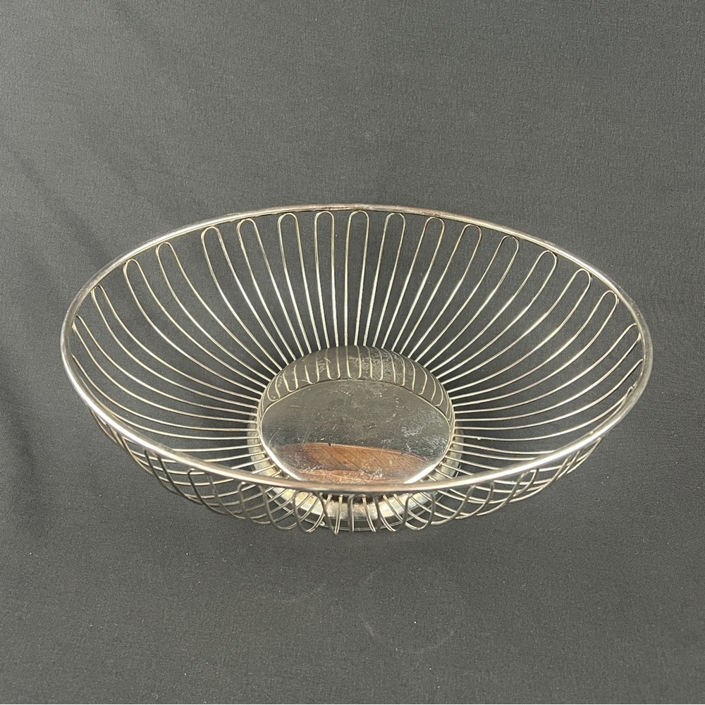 Stainless Steel Wire Fruit Bowl – Mid-Century Modern Round Basket
